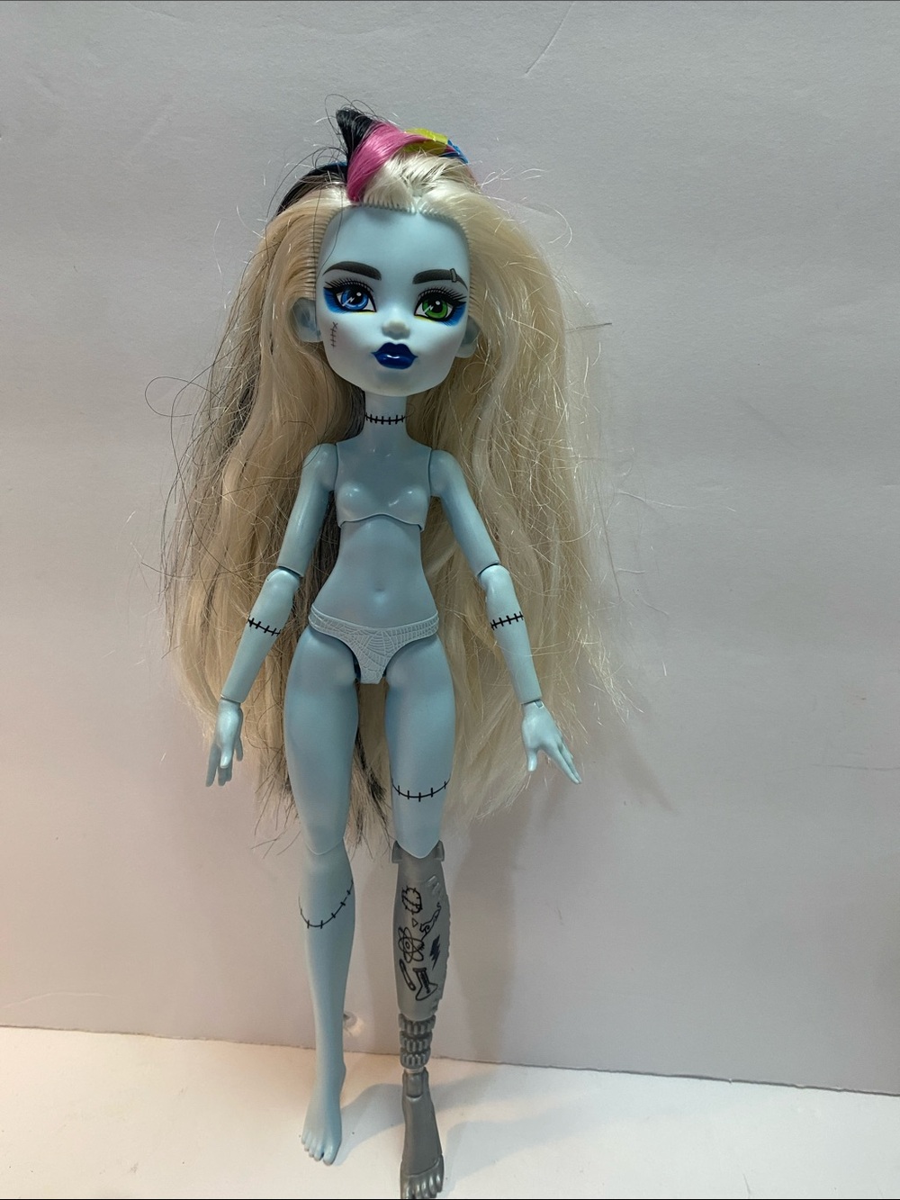 Monster High G3 Signature Core Reboot Frankie Stein Doll